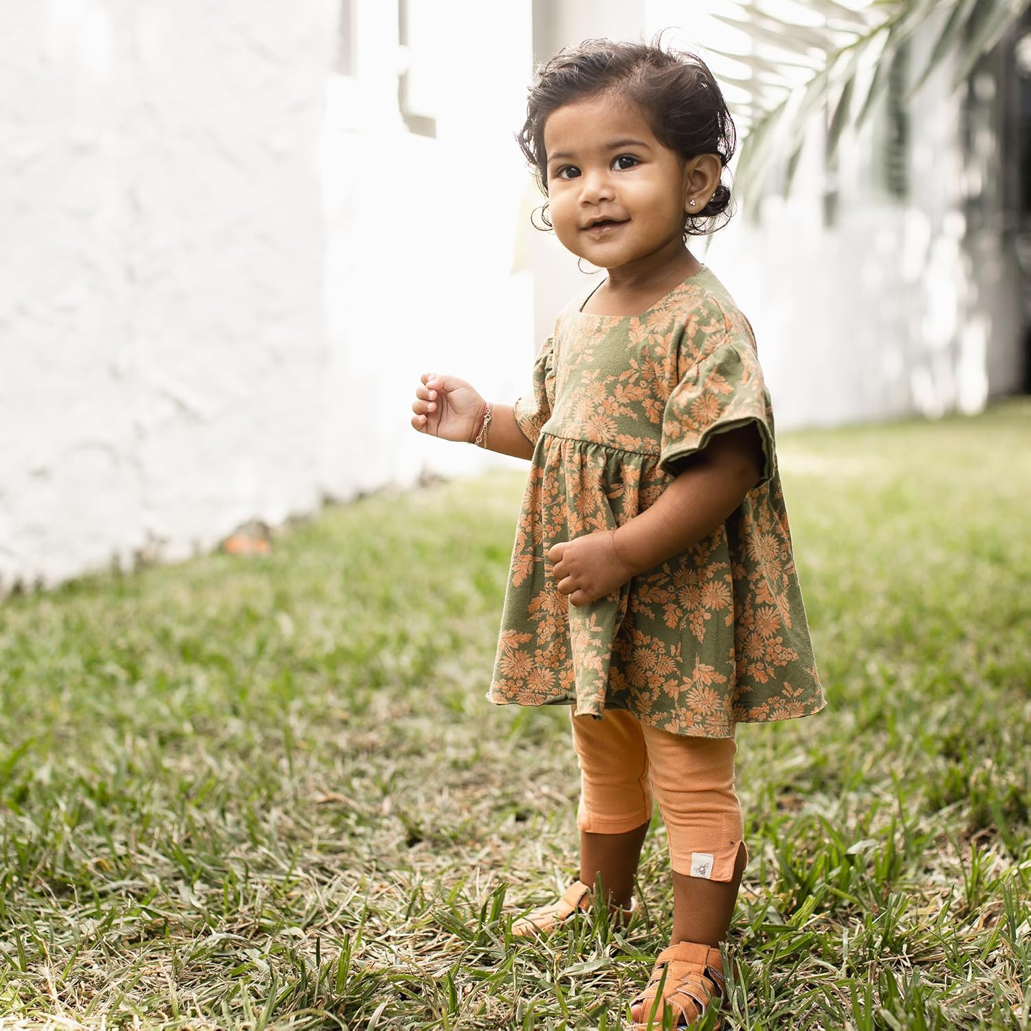 Burt's Bees Baby Baby Girls' Short Sleeve Top and Pant Set, 100% Organic Cotton - Image 4